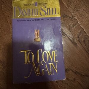 Danielle Steel 'To Love Again' Book